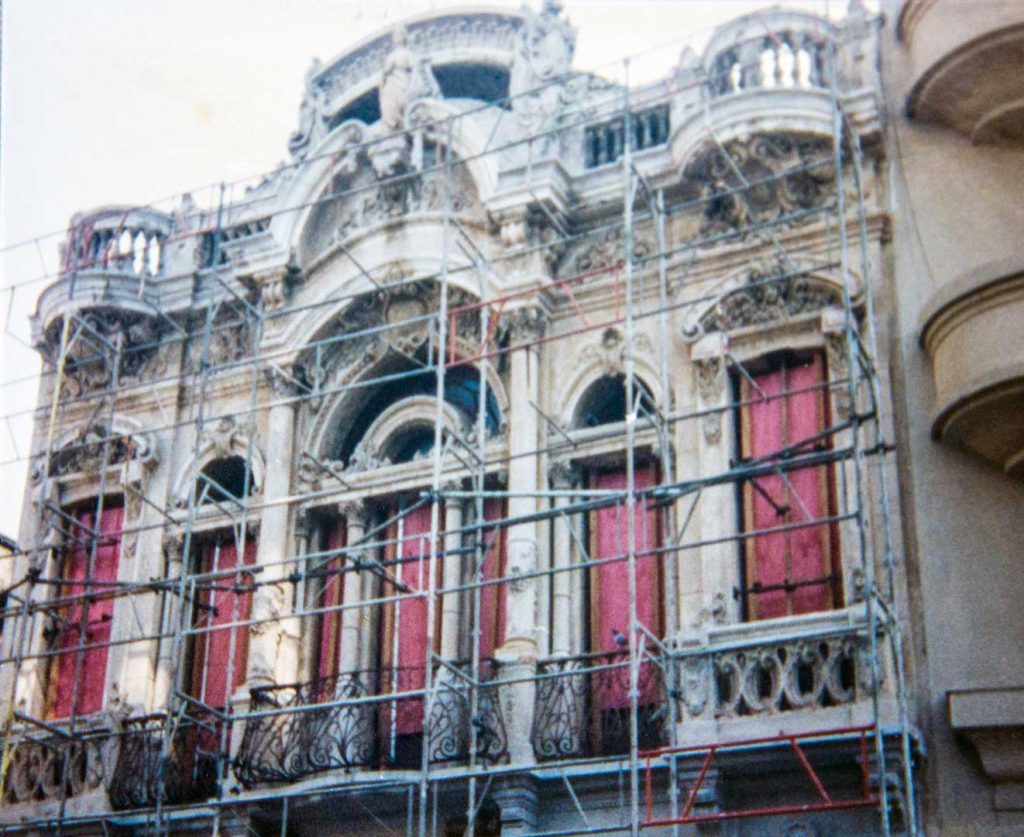 Processo de restauração da Casa da Boia (1997).