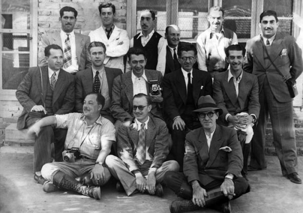 Integrantes da primeira excursão fotográfica do Foto Clube Bandeirantes, à cidade de Guararema, em 1939.