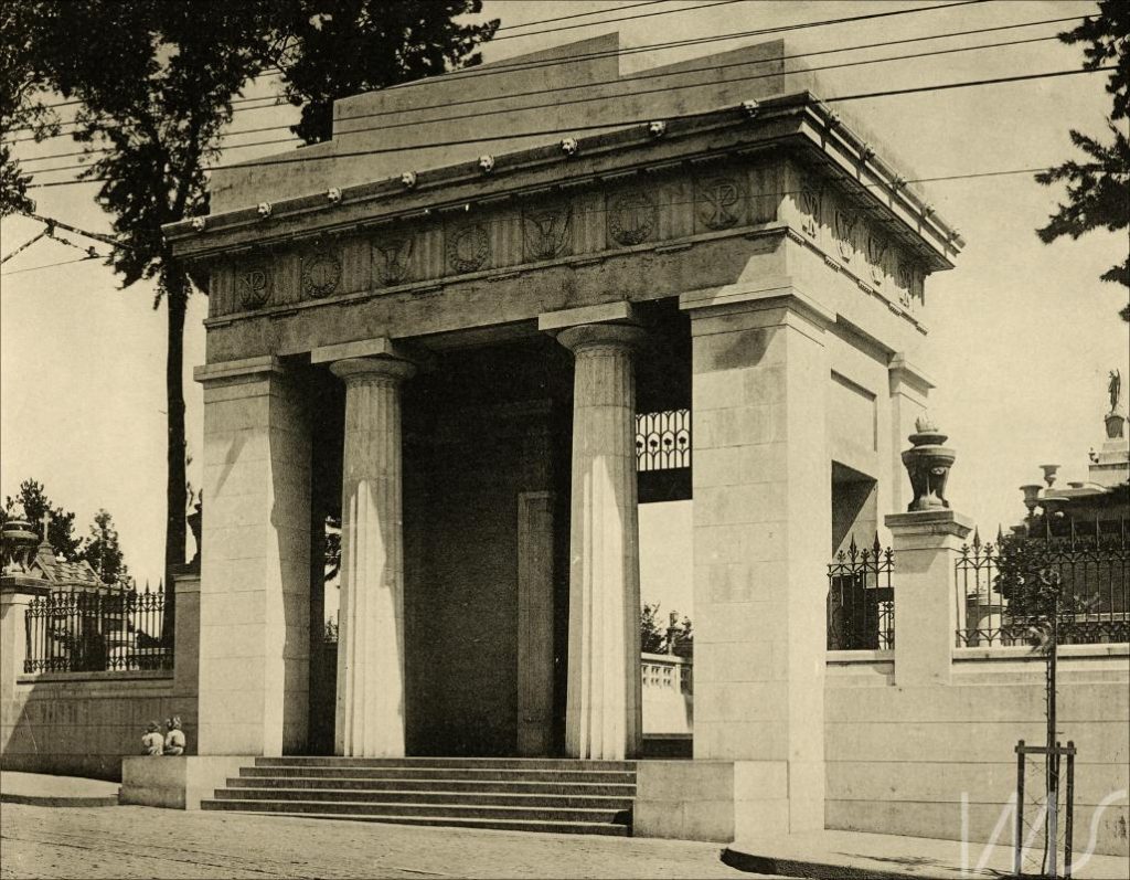 Após reforma Cemitério da Consolação ganha entrada monumental. Projeto de Ramos de Azevedo.