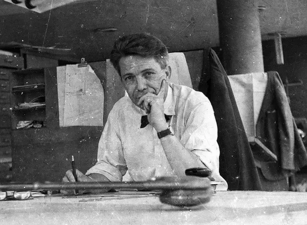 O arquiteto João Batista Vilanova Artigas.