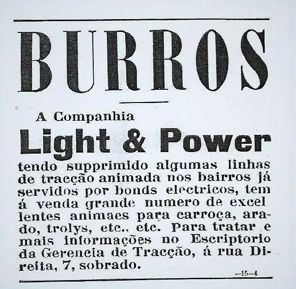 Curioso e sintomático. A eletricidade aposenta a tração animal no transporte coletivo de São Paulo, em 1900.