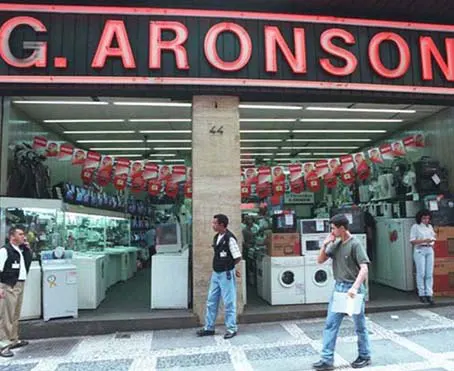 O simpático Girz Aronson era figura presente na loja da Conselheiro Crispiniano.