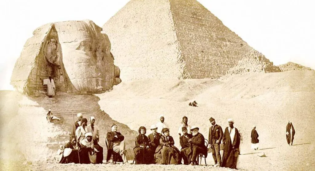 Comitiva de Dom Pedro II no Egito, durante viagem as países árabes.