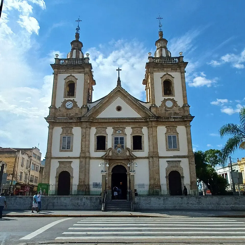 "Basília Velha" de Aparecida. Construída no local onde Dom Pedro teria feito a promessa de tornar a santa padroeira da independência.