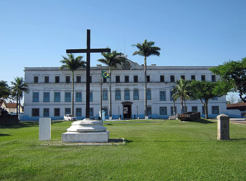 Atual 1º Batalhão de Engenharia de Combate. Primeiro local por onde Dom Pedro I passou na viagem da indendência.